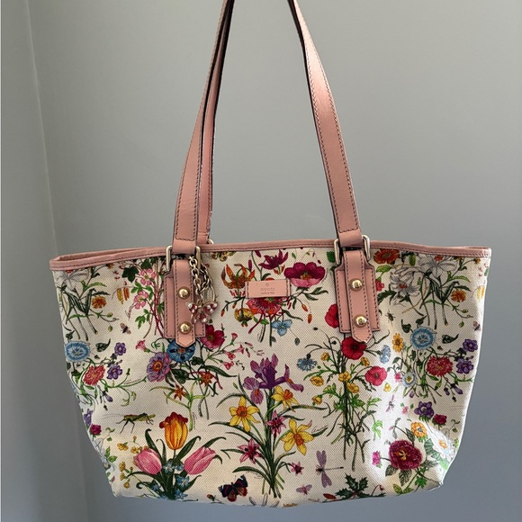 Gucci Handbags - GUCCI| FLORA JOLICOEUR TOTE